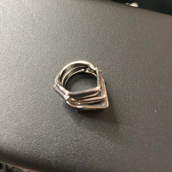 NIB Elegant Silver Geometric Armor Ring - Picture 3 of 5